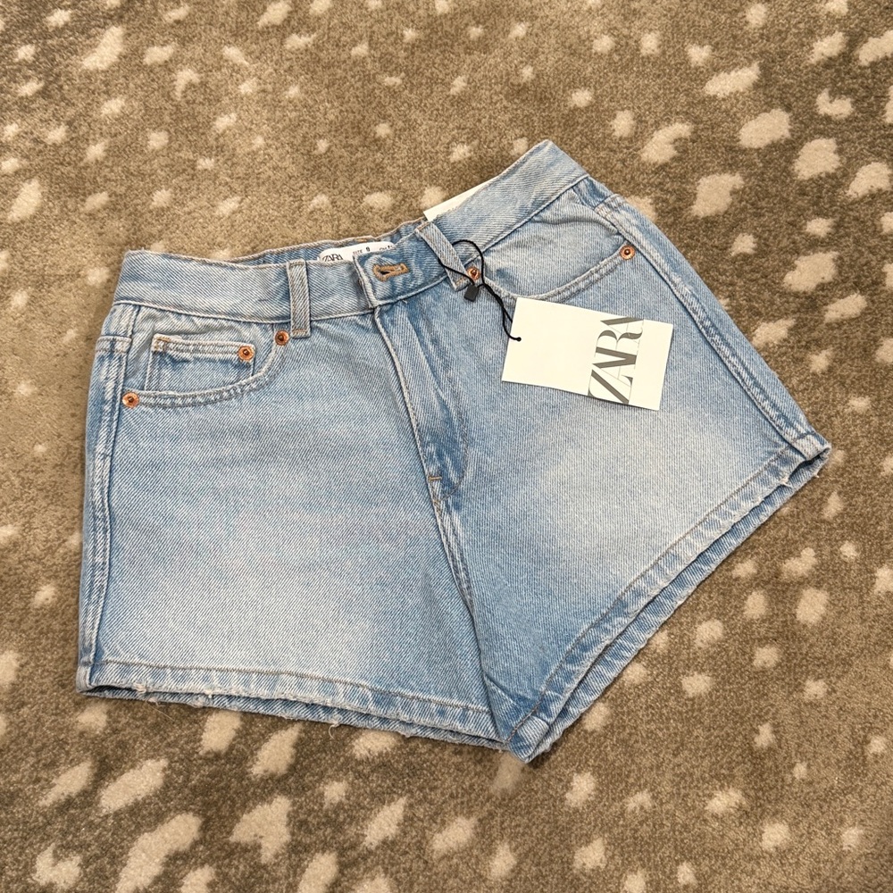 Zara Sky Blue Denim Basic Shorts. Size 9 NWT